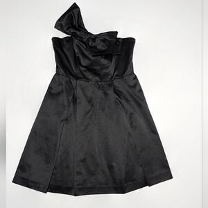 🖤 Elegant One-Shoulder Bow Mini Dress with Pockets